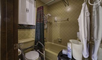 1625 Jay Ct, Aurora, MO 65605