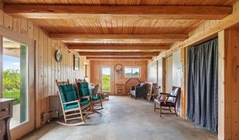 15 S RAINBOW Dr, Cora, WY 82925