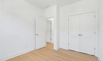 119 Pinecone Pkwy, Alpharetta, GA 30022