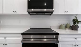 1819 Pacific Rd S, Madera, CA 93636