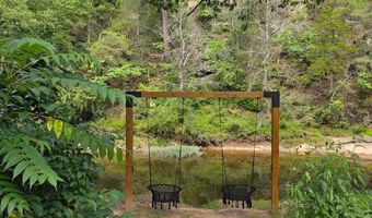 633 And 643 HANGING ROCK Rd, Augusta, WV 26704