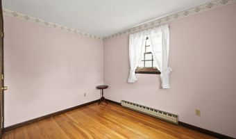 30 Hawthorne St, Bristol, CT 06010
