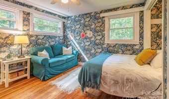 15 Valle Vista Dr, Asheville, NC 28804