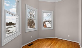 5971 Creekview Ct, Ann Arbor, MI 48108