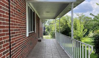 1448 1448B Louisville Rd, Alcoa, TN 37701