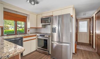 1 Rocky Crest Rd, Cumberland, RI 02864