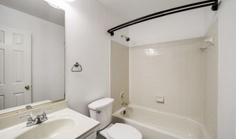 7012 IRWELL Ln 14E, Alexandria, VA 22315
