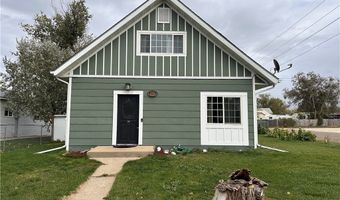 522 S 2nd St W, Baker, MT 59313