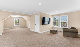 6932 ALPINE Dr, Annandale, VA 22003