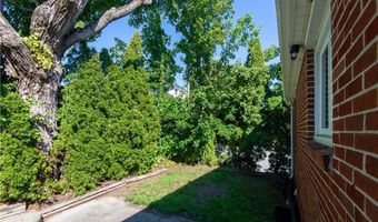 29 OLNEY Ave, North Providence, RI 02911