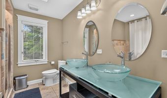 108 N Main St, Algonquin, IL 60102