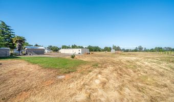 6679 Meadowlark Ln, Anderson, CA 96007
