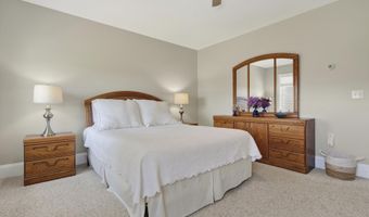 192 Depot Rd, Belgrade, ME 04917