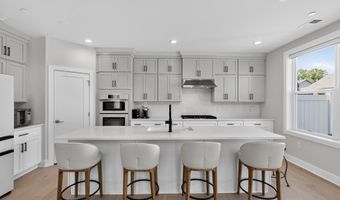 1100 HEWES St, Ambler, PA 19002