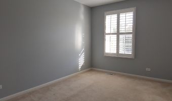 564 Woods Creek Ln, Algonquin, IL 60102