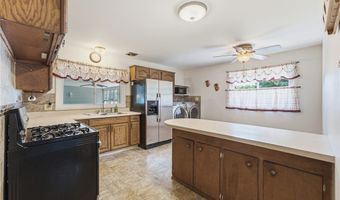 407 Dorwood Dr, Alliance, OH 44601
