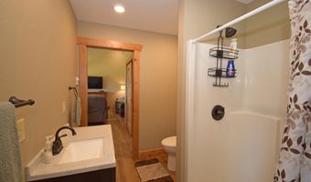 8694 Meadow Creek Rd, Bonners Ferry, ID 83805