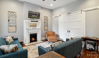 418 E Waldburg St A & B, Savannah, GA 31401