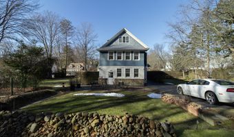 61-63 Home Pl, Branford, CT 06405