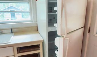 810 S Commerce St, Aulander, NC 27805