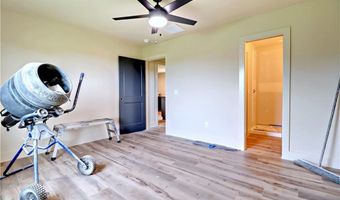 13330 S Hendrix Rd, Bentonville, AR 72713
