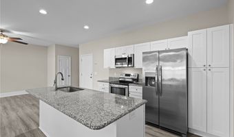 822 Ducks Lndg, Aberdeen, NC 28315