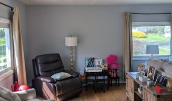 264 Timber Ln, Cheshire, CT 06410