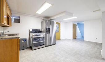 118 Coolidge Ave, Amityville, NY 11701