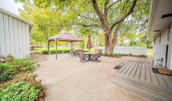 2397 Fair Rd, Abilene, KS 67410