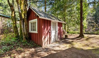 55450 MCKENZIE RIVER Dr, Blue River, OR 97413
