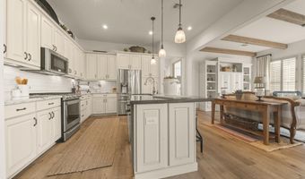 92 ALMARTE Dr, Carefree, AZ 85377