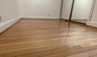 3520 W PL NW #103, Washington, DC 20007