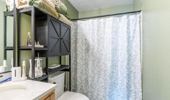 109 N Elm St, Albion, IN 46701