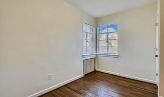 2502 LANGSTON Blvd 2, Arlington, VA 22201
