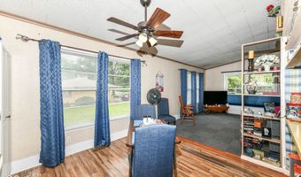 2420 E 40th St, Anderson, IN 46013