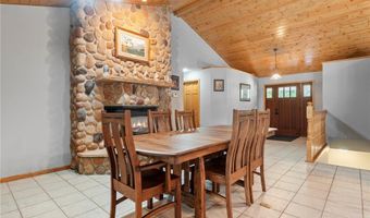 1109 Lakeview Ave, Alexandria, MN 56308