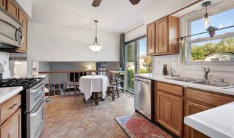 650 BUTTERFIELD Dr, Algonquin, IL 60102