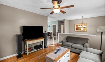 14 Jackson Schoolhouse Rd, Glocester, RI 02814