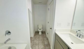 124 Auburn Run Ln, Auburn, GA 30011
