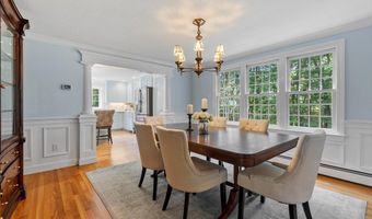 158 Kettle Hole Rd, Bolton, MA 01740