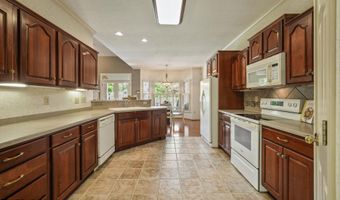 963 Southwick Dr, Alcoa, TN 37701