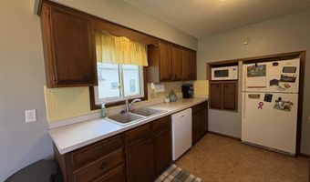 205 Washington Ave W, Albia, IA 52531