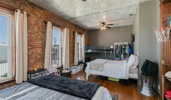 207 W Main St, Ash Grove, MO 65604