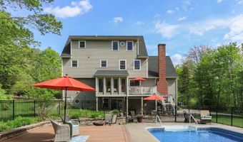 5 Heidi Ln, Bow, NH 03304