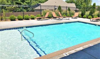 3103 NE Doyle Dr, Bentonville, AR 72712