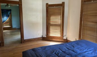 911 Pine St, Atlantic, IA 50022