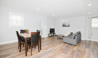 62 Bayside Ave, Amityville, NY 11701