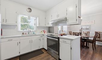 4114 Edgewood Dr, Ayden, NC 28513