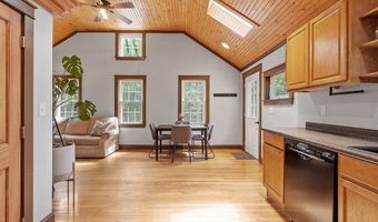 55 Ashby Rd, Ashburnham, MA 01430