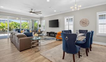 5612 DEL CORONADO Dr, Apollo Beach, FL 33572